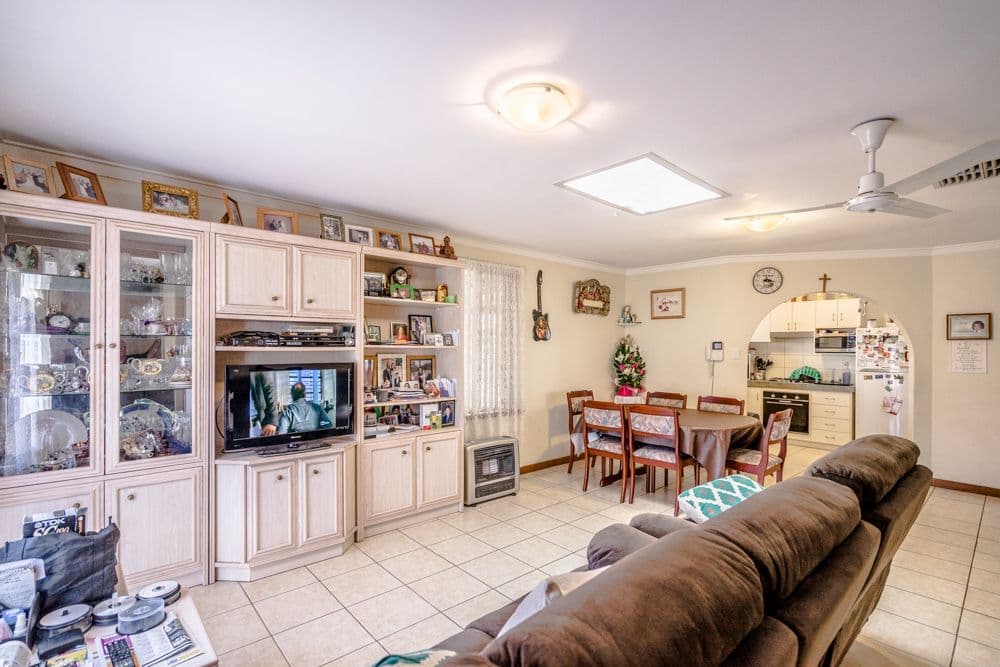 26 Morgan Way, Girrawheen WA 6064, Girrawheen - Thumbnail 3