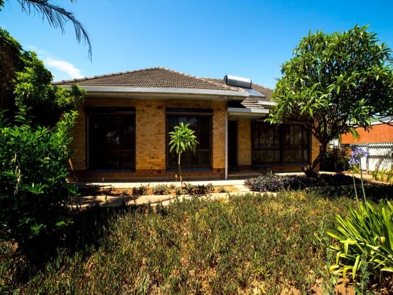211 Sturt Road, Seacombe Gardens - Thumbnail 2