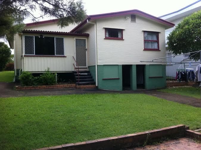 19 Yanderra Avenue, Arana Hills QLD 4054, Arana Hills - Thumbnail 2