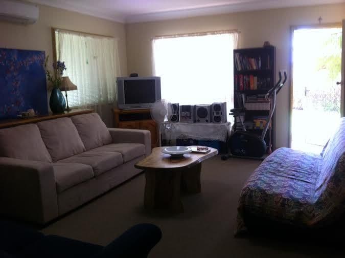 19 Yanderra Avenue, Arana Hills QLD 4054, Arana Hills - Thumbnail 4