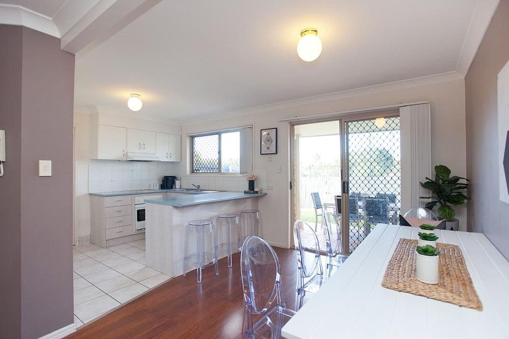 16 Hertford Street, UPPER MOUNT GRAVATT QLD 4122, Upper Mount Gravatt - Thumbnail 2