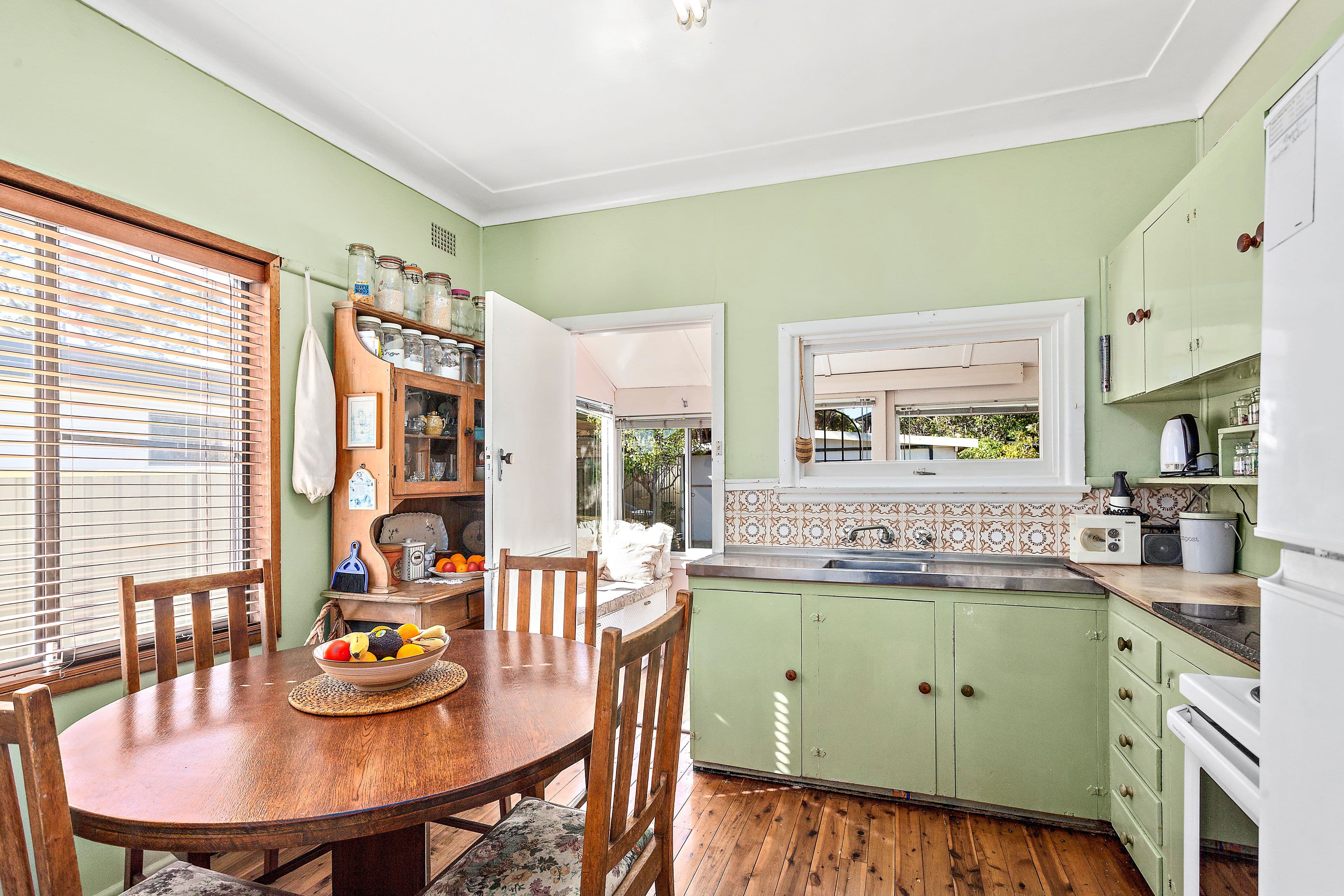 38 Crammond Boulevard, Caringbah - Thumbnail 5