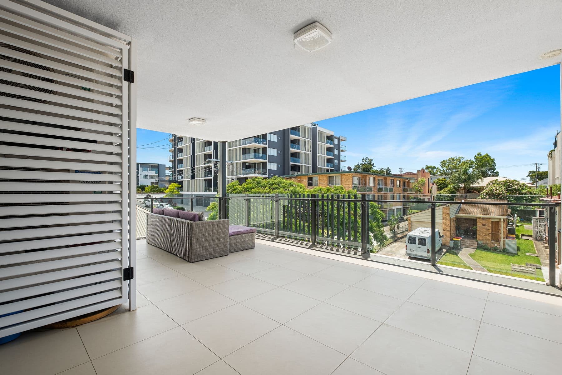 13-15 Isedale Street, Wooloowin QLD 4030, Wooloowin - Image 1