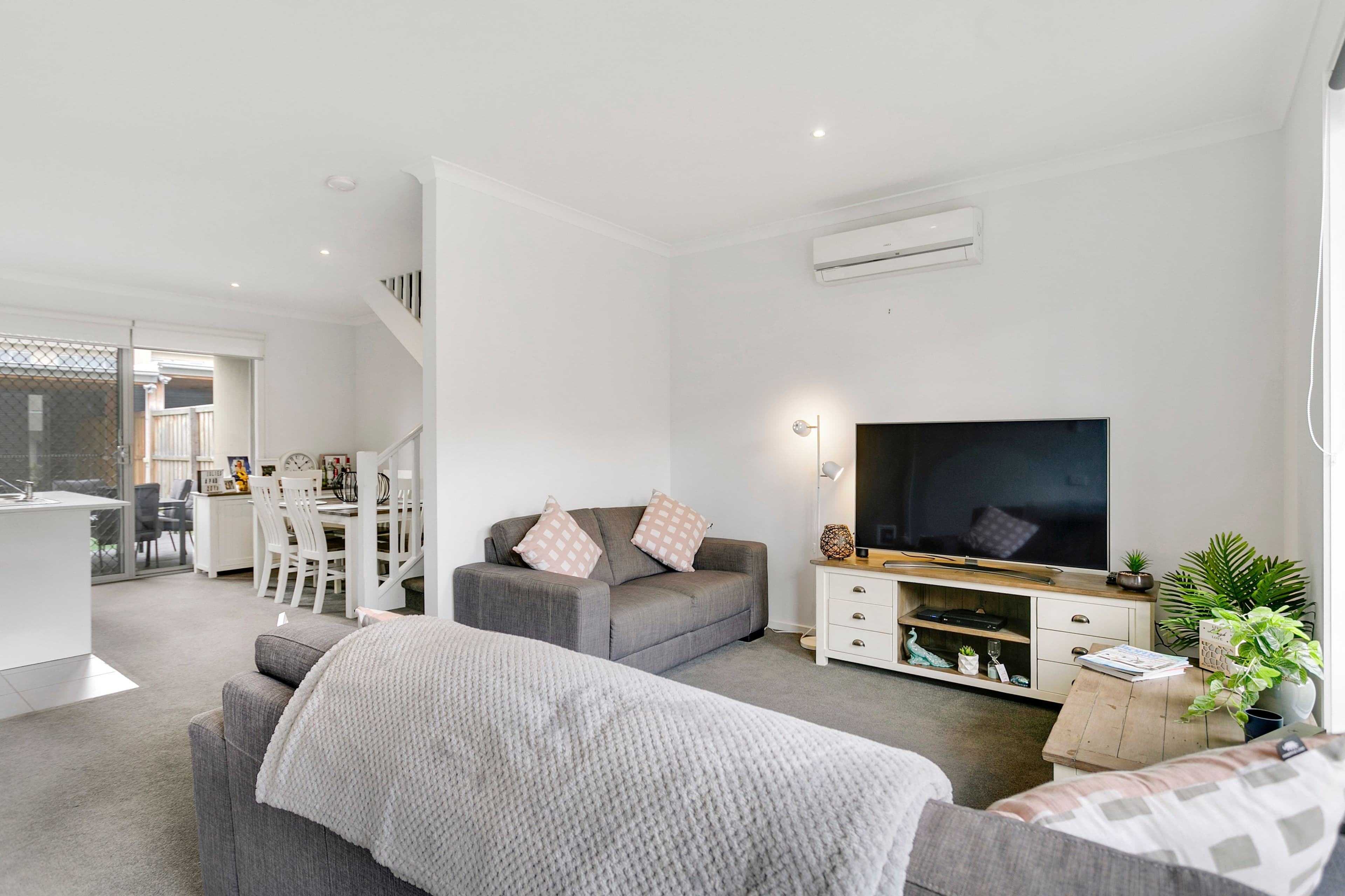 8 Nanea Path, Cranbourne VIC 3977, Cranbourne - Image 1