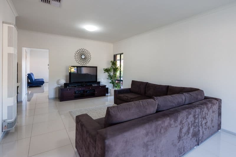84 Parkway Circuit, PARAFIELD GARDENS SA 5107, Parafield Gardens - Thumbnail 3