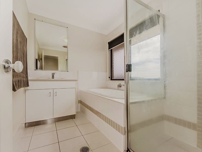 9 Prewett Street, UPPER COOMERA QLD 4209, Upper Coomera - Thumbnail 7