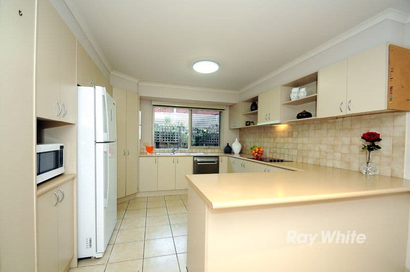 7 Armstrong Drive, ROWVILLE VIC 3178, Rowville - Thumbnail 2