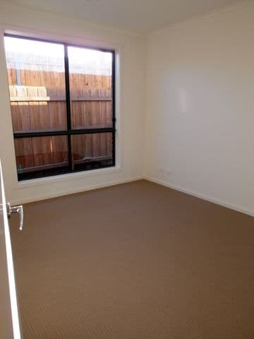10 Alfred Street, NOBLE PARK VIC 3174, Noble Park - Thumbnail 6
