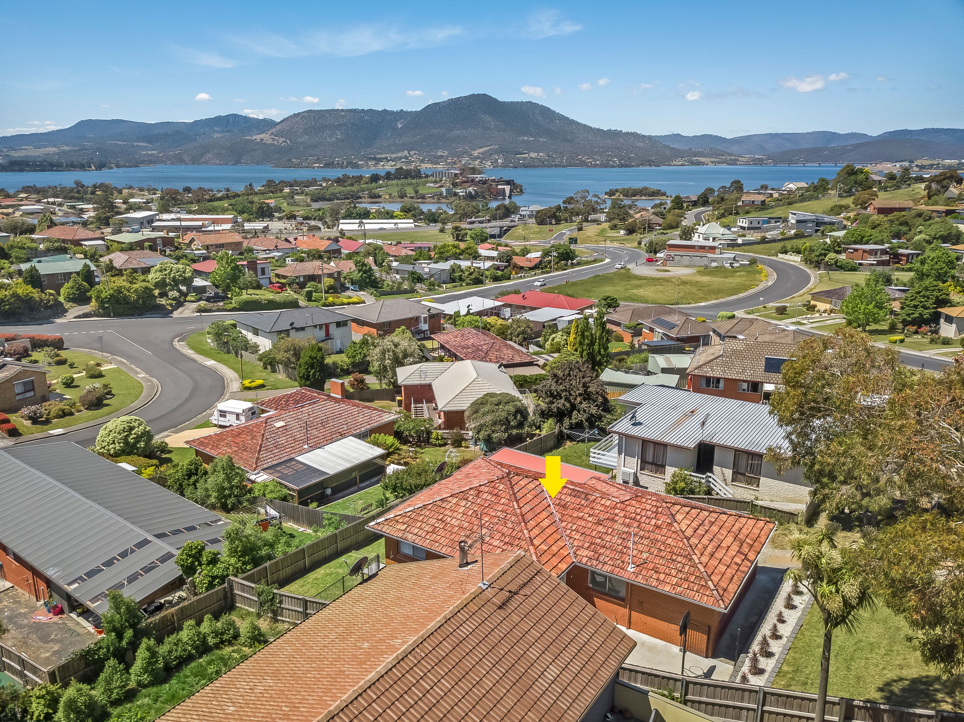16 Chandos Drive, Berriedale TAS 7011, Berriedale - Thumbnail 2