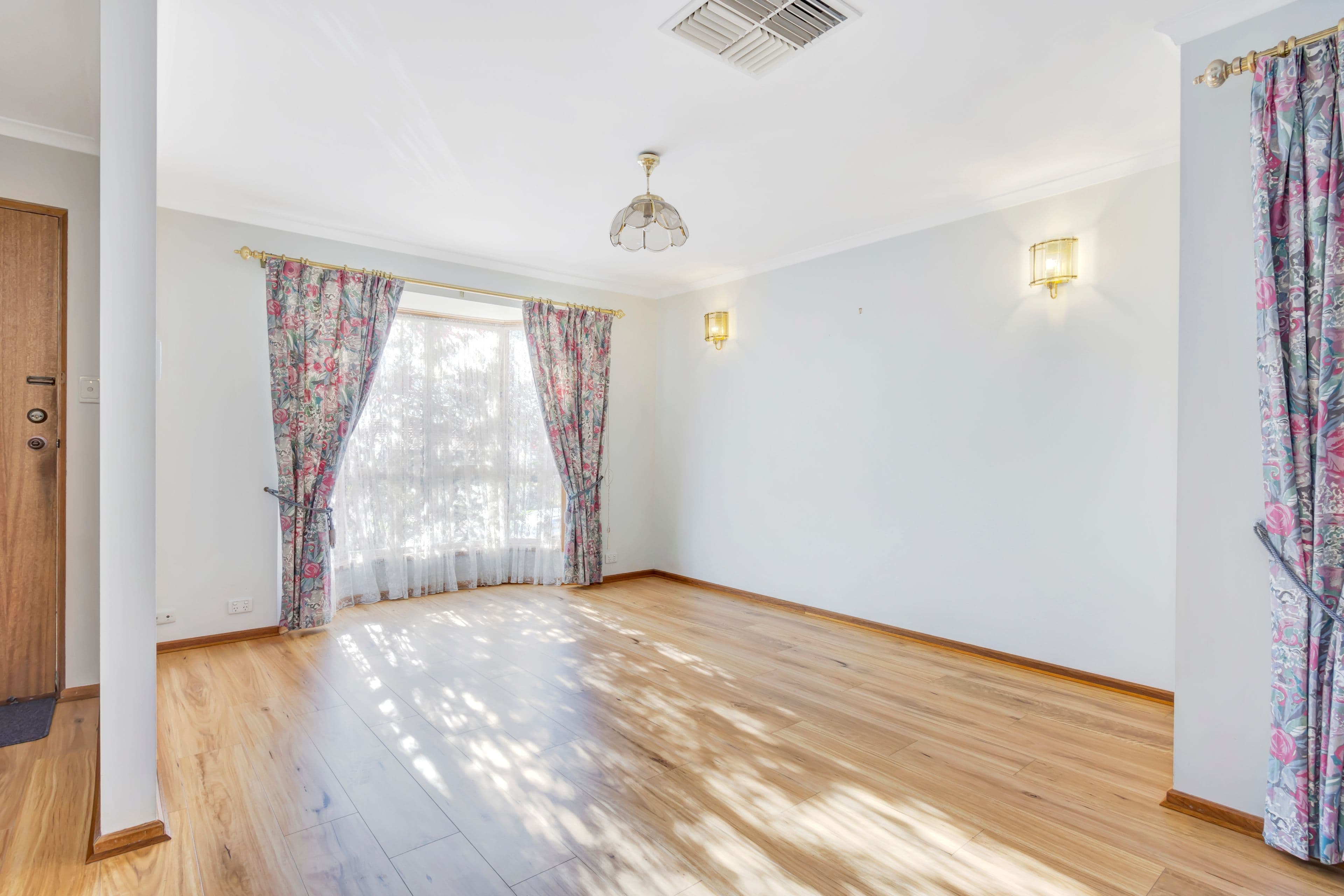 8 Temby Court, Greenwith SA 5125, Greenwith - Thumbnail 2