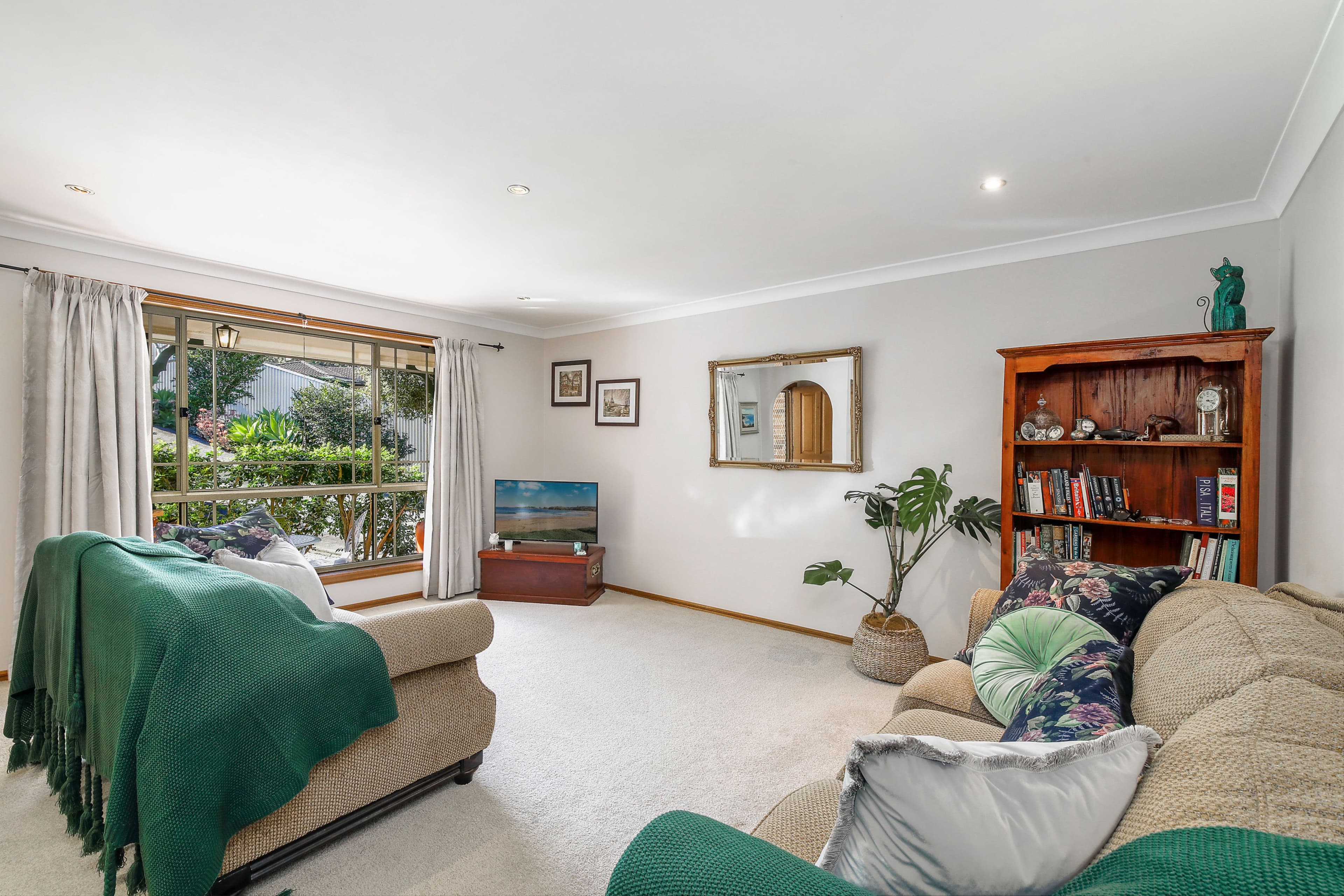 6 Pickering Place, Kincumber NSW 2251, Kincumber - Thumbnail 5