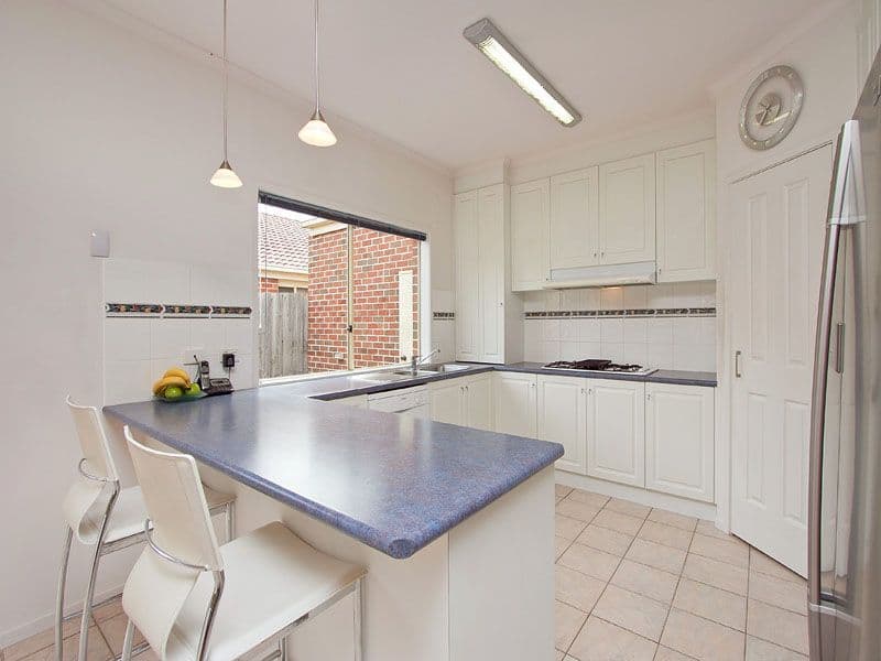 1 Heathland Way, DINGLEY VILLAGE VIC 3172, Dingley Village - Thumbnail 4