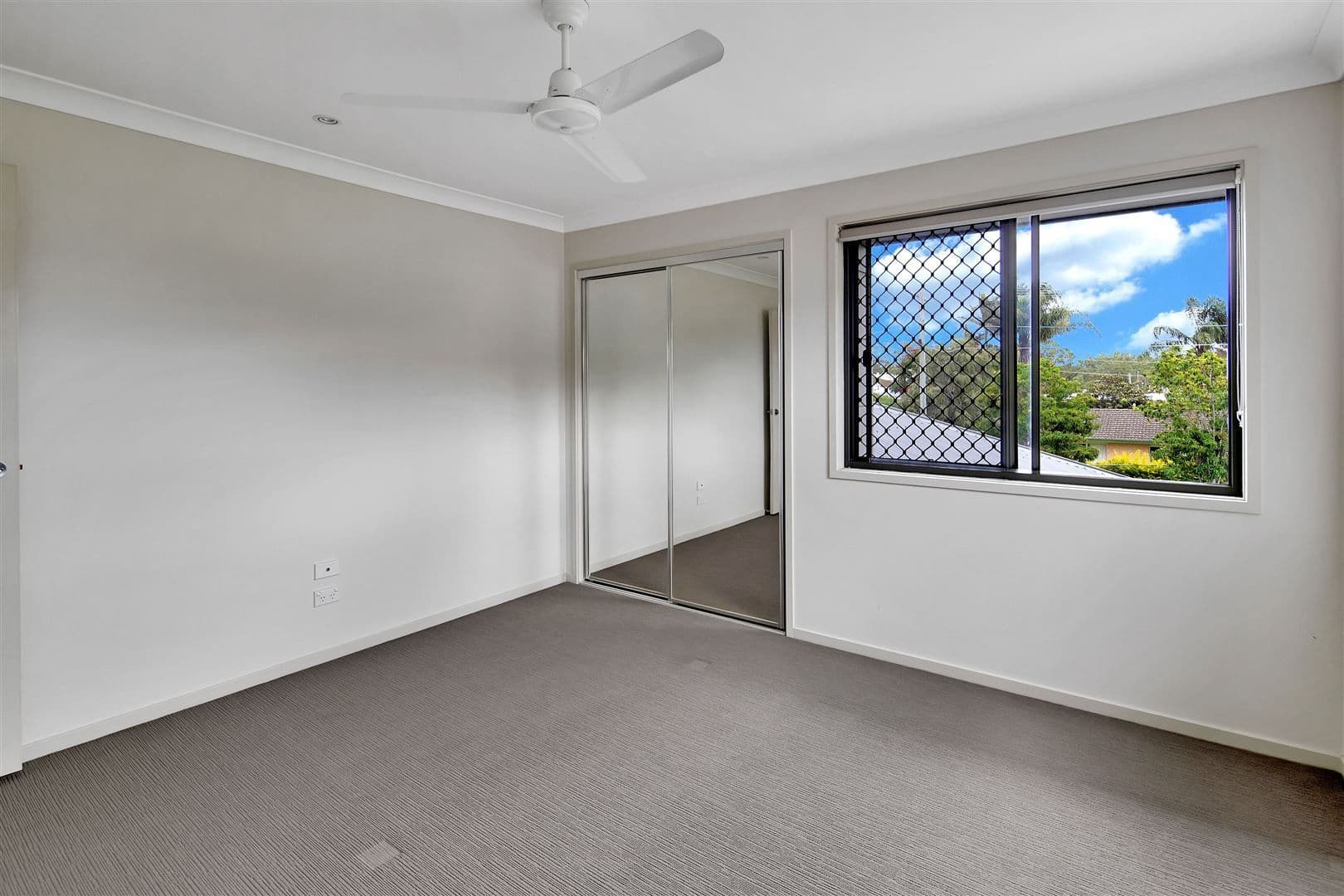 17 Macbeth Street, Kingston QLD 4114, Kingston - Thumbnail 3