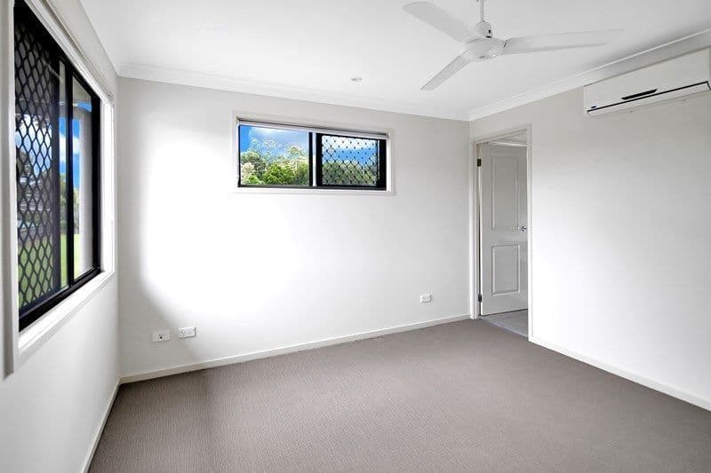 17 Macbeth Street, Kingston QLD 4114, Kingston - Thumbnail 4
