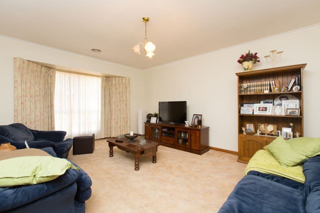 6 Patricia Drive, MILDURA VIC 3500, Mildura - Thumbnail 3