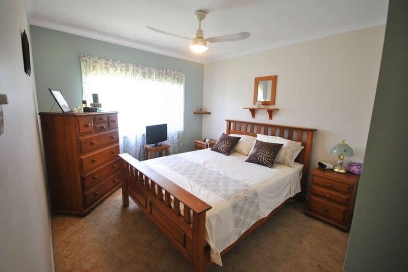 62 Allamanda Drive, DAISY HILL QLD 4127, Daisy Hill - Thumbnail 3