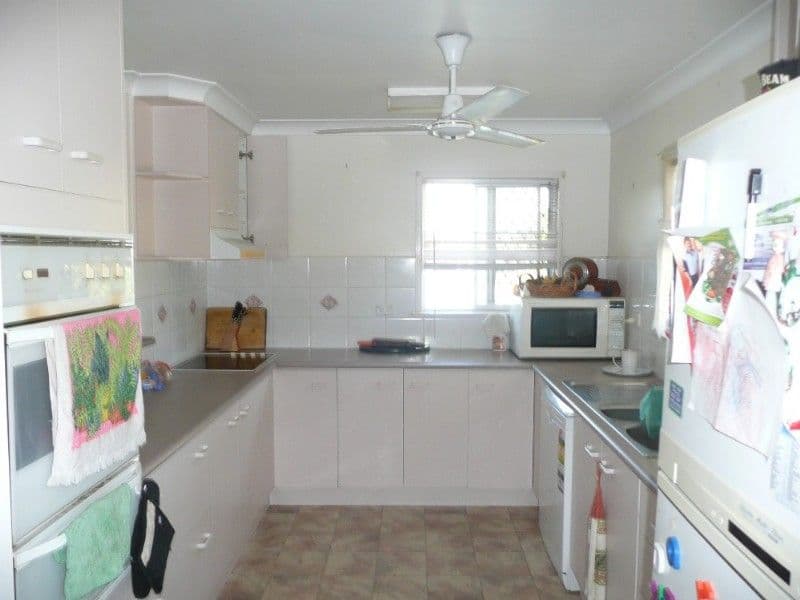 57 Totten Street, BUNDABERG SOUTH QLD 4670, Bundaberg South - Thumbnail 3