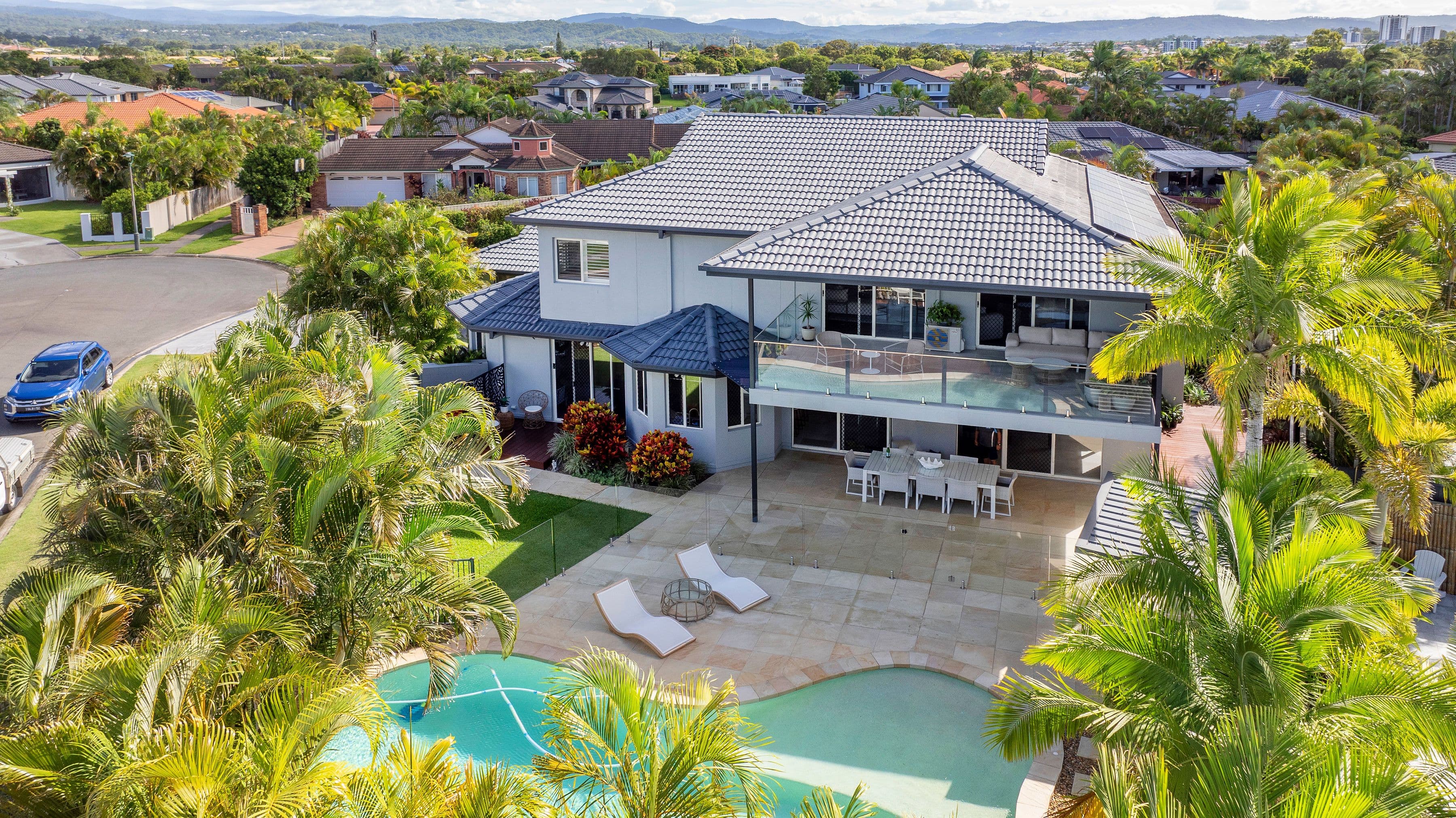 11 Sittella Crescent, Burleigh Waters QLD 4220, Burleigh Waters - Thumbnail 2