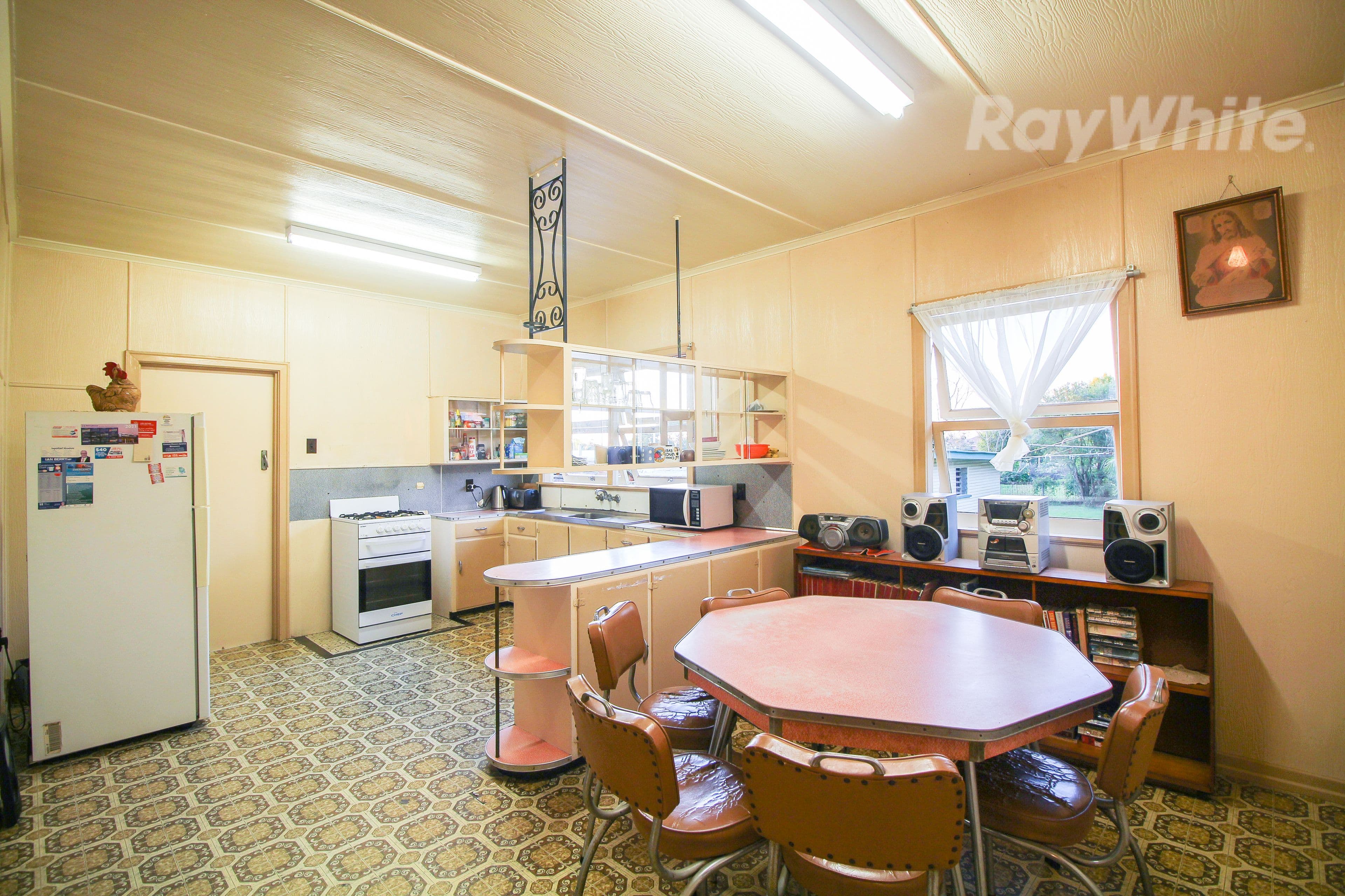 58 Glebe Road, Newtown QLD 4305, Newtown - Thumbnail 4