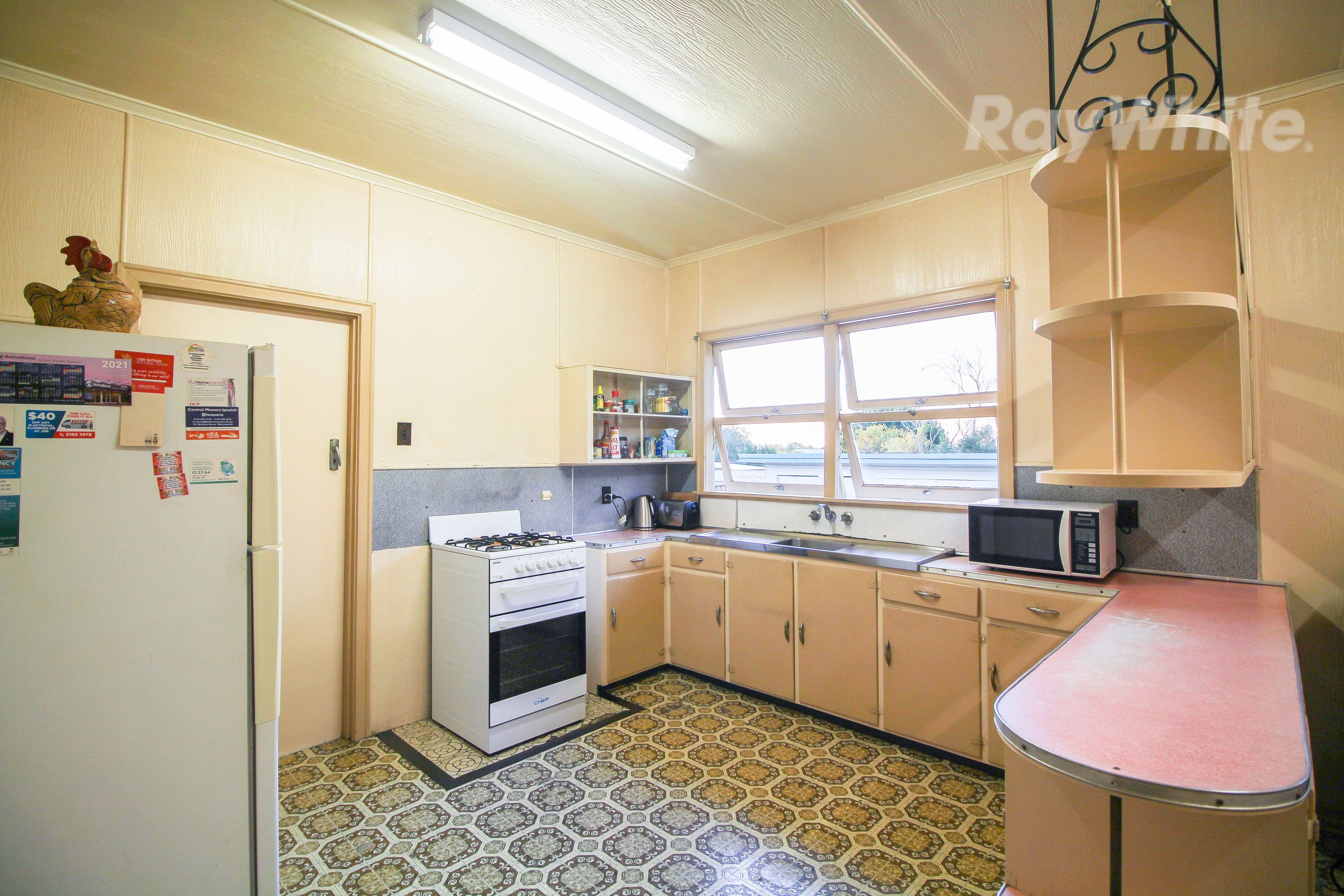 58 Glebe Road, Newtown QLD 4305, Newtown - Thumbnail 5