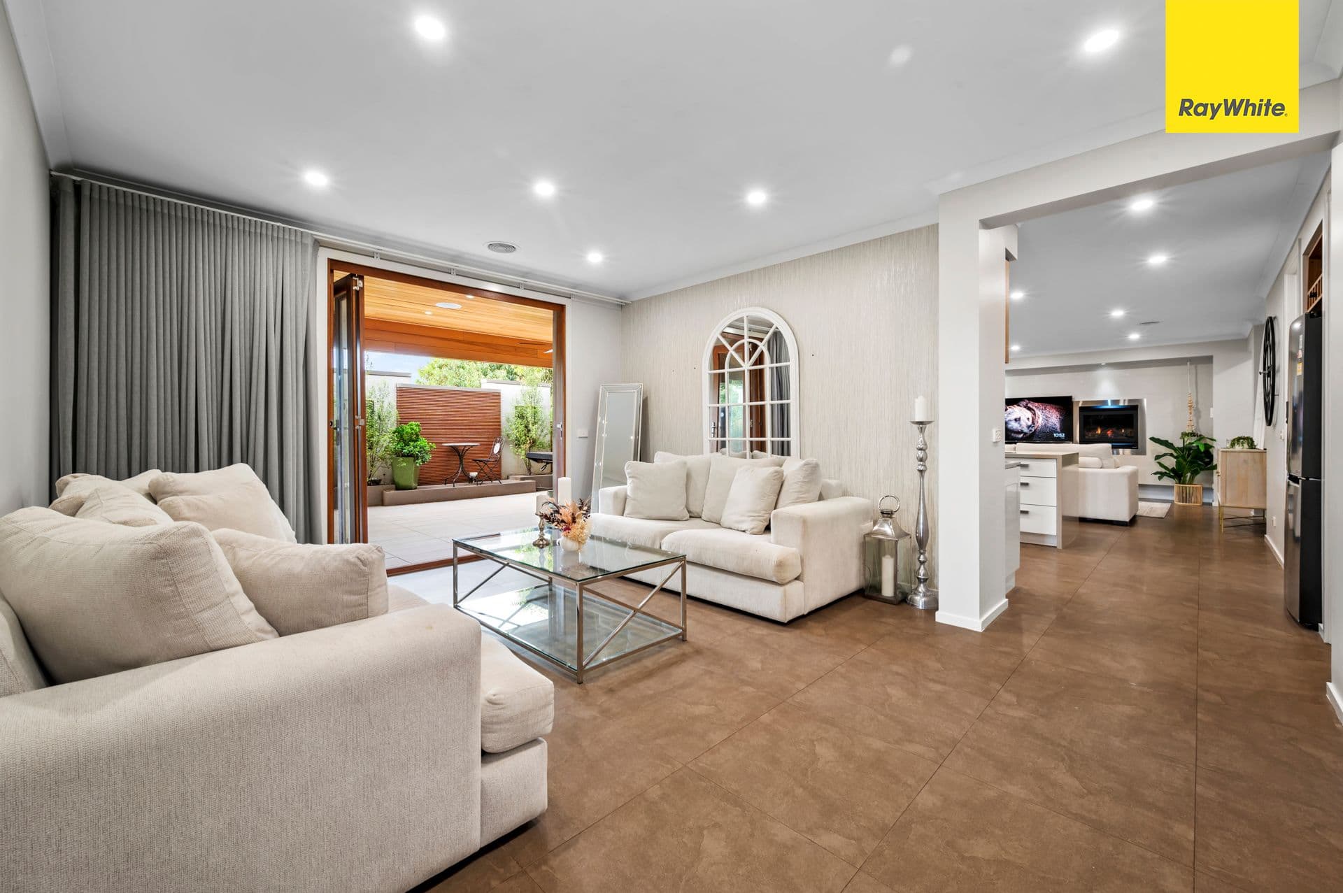21 Castletown Boulevard, WEIR VIEWS VIC 3338, Weir Views - Thumbnail 5
