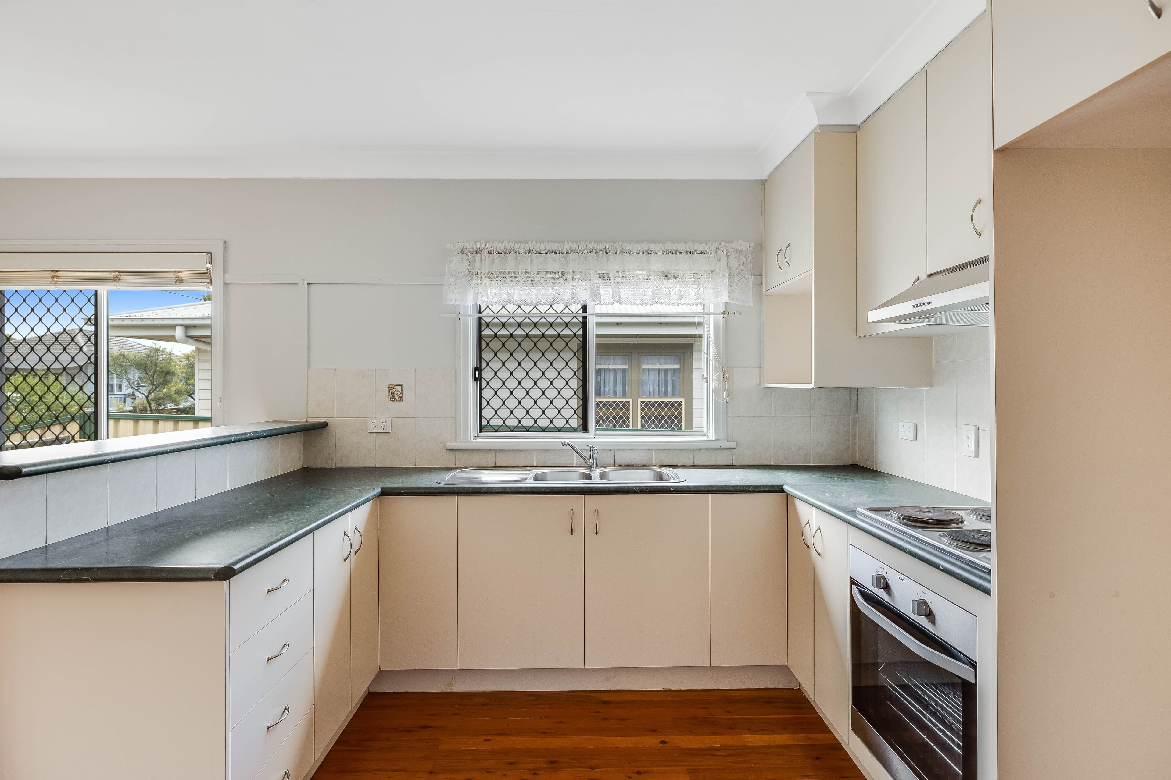 2a Newmarket Street, Newtown QLD 4350, Newtown - Thumbnail 7