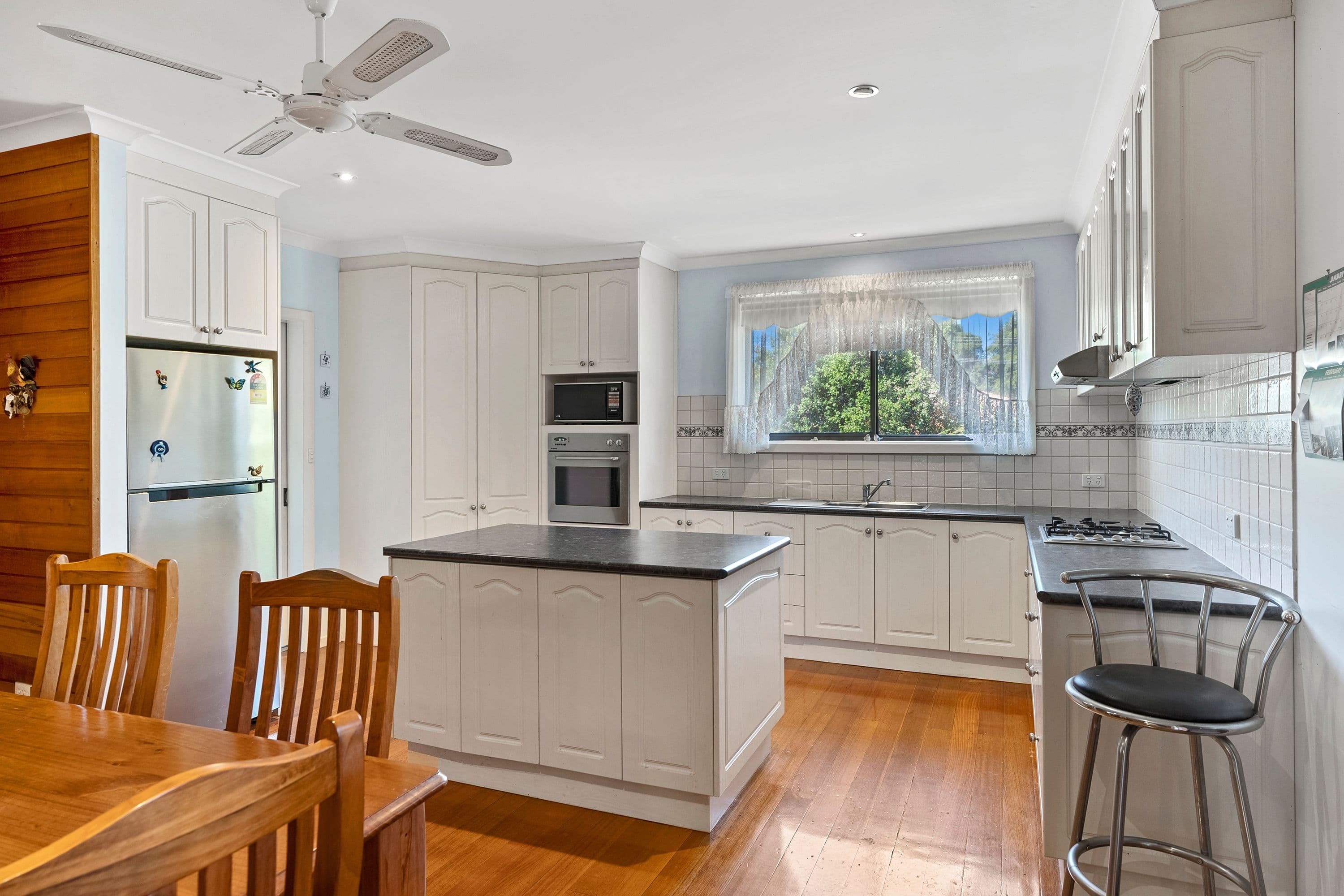2 Closter Court, Bacchus Marsh VIC 3340, Bacchus Marsh - Thumbnail 3