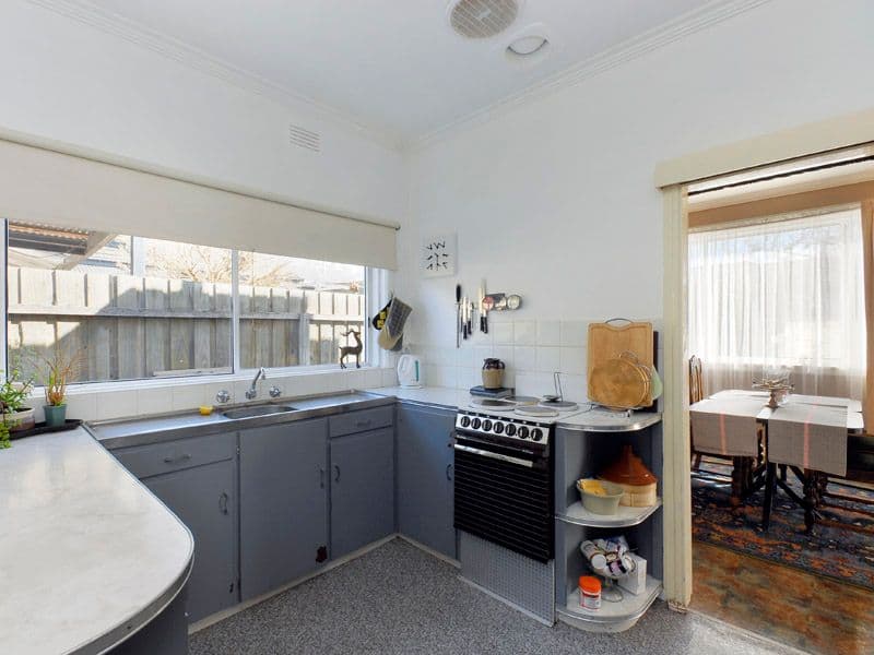 34 Drysdale Avenue, HAMLYN HEIGHTS VIC 3215, Hamlyn Heights - Thumbnail 2