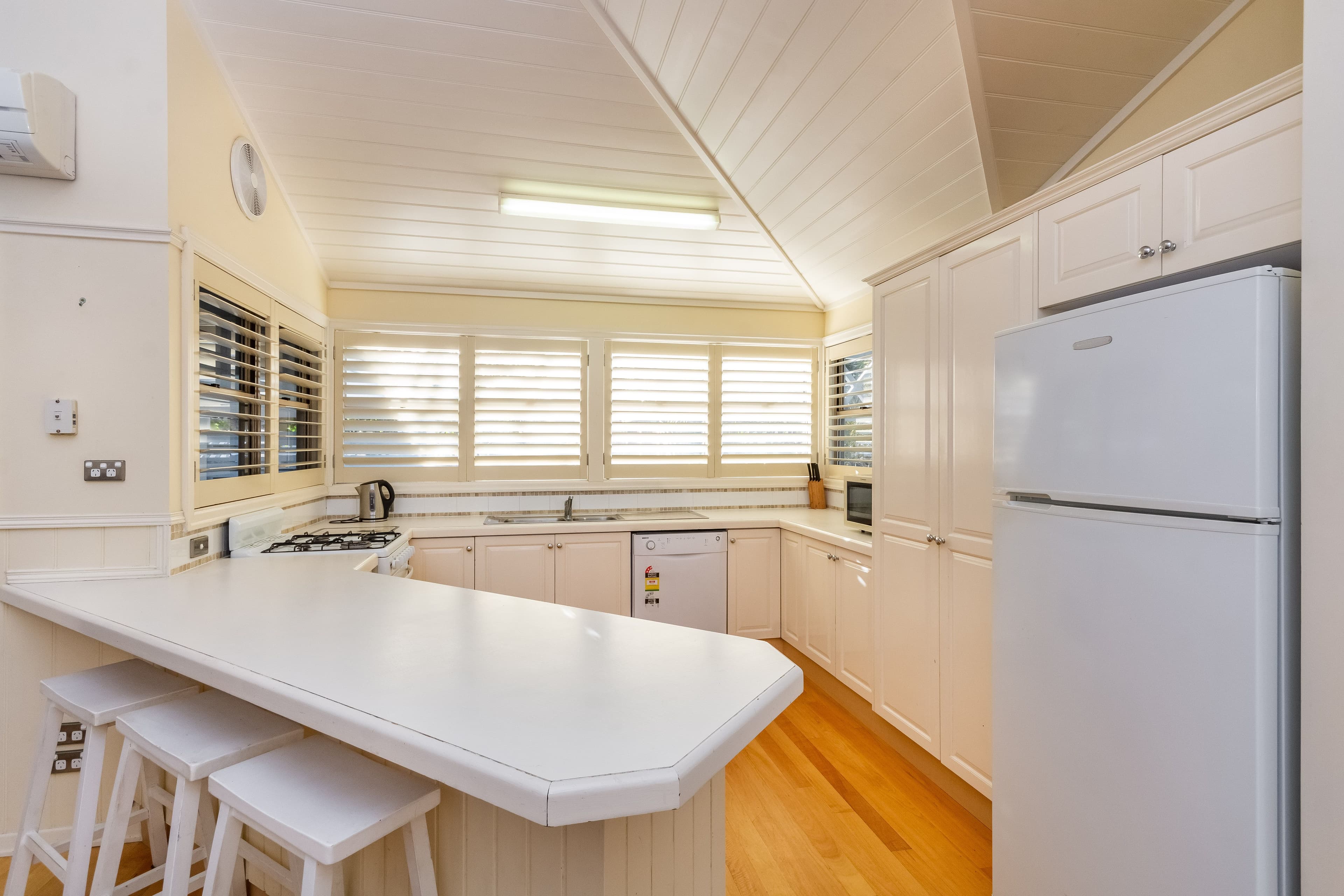 71 Yamba Street, Yamba NSW 2464, Yamba - Thumbnail 3