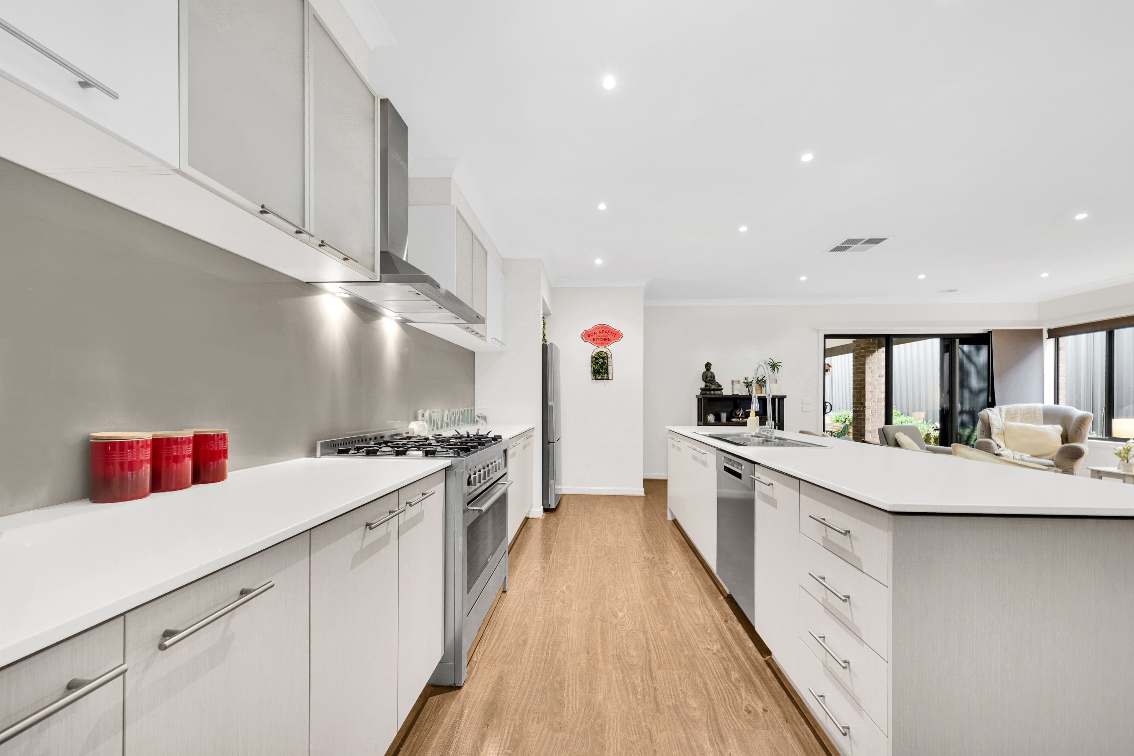 18 Clyde Road, Mernda VIC 3754, Mernda - Thumbnail 5