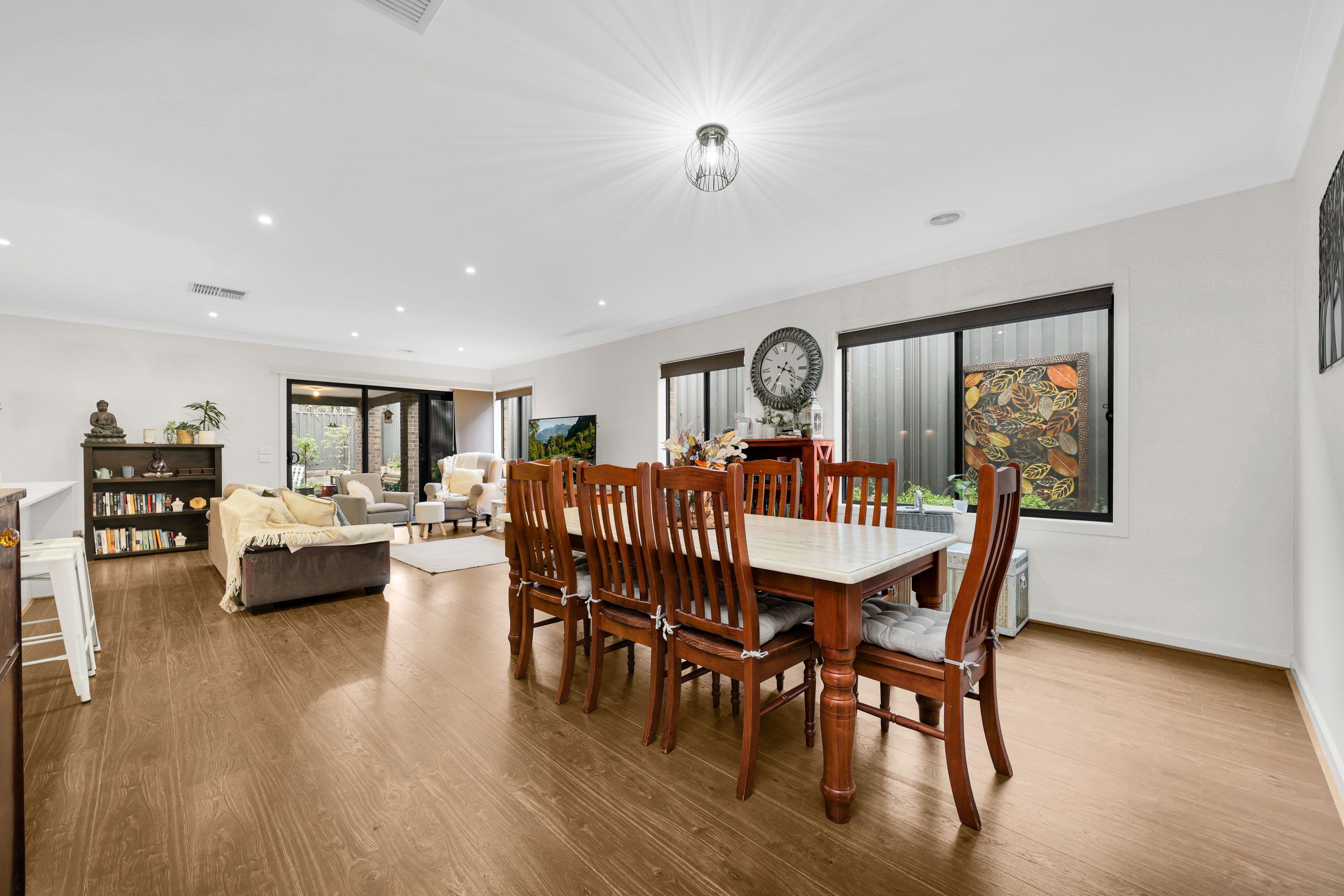 18 Clyde Road, Mernda VIC 3754, Mernda - Thumbnail 8