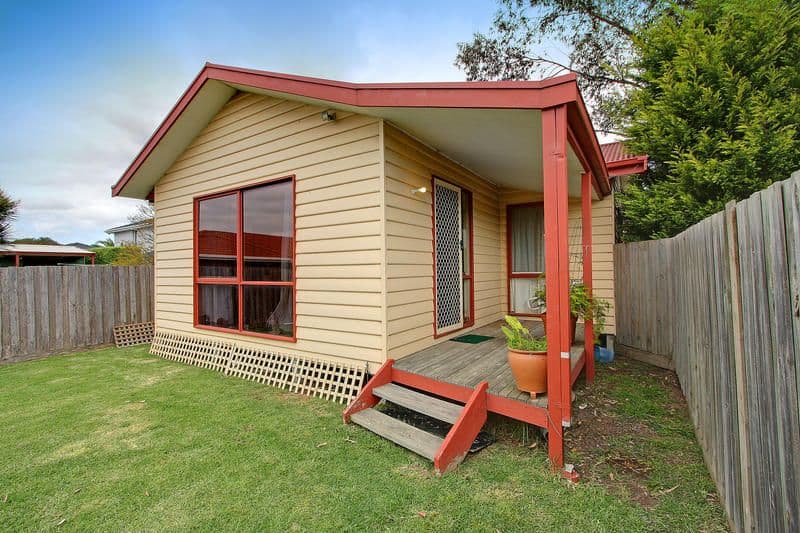 23  Ellinbank Crescent, MORNINGTON VIC 3931, Mornington - Thumbnail 2