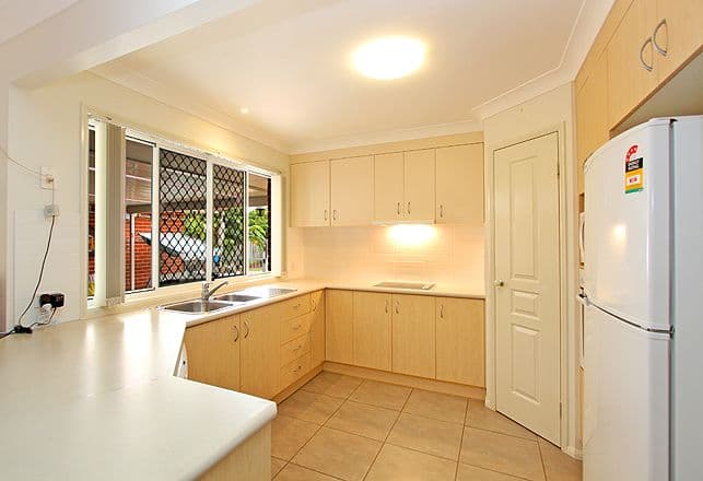 24 Bryce Place, BIRKDALE QLD 4159, Birkdale - Thumbnail 2