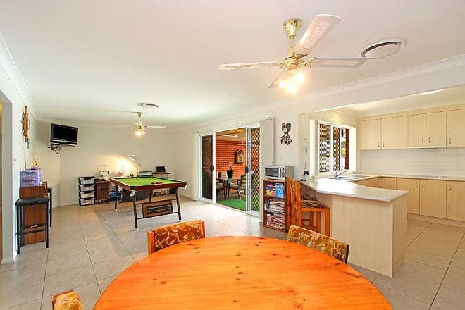 24 Bryce Place, BIRKDALE QLD 4159, Birkdale - Thumbnail 4