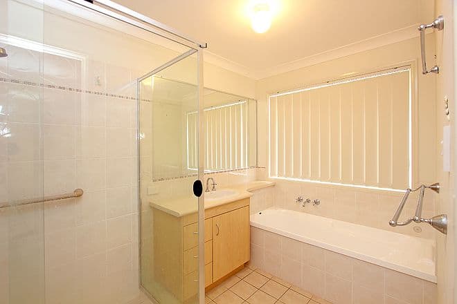 24 Bryce Place, BIRKDALE QLD 4159, Birkdale - Thumbnail 5