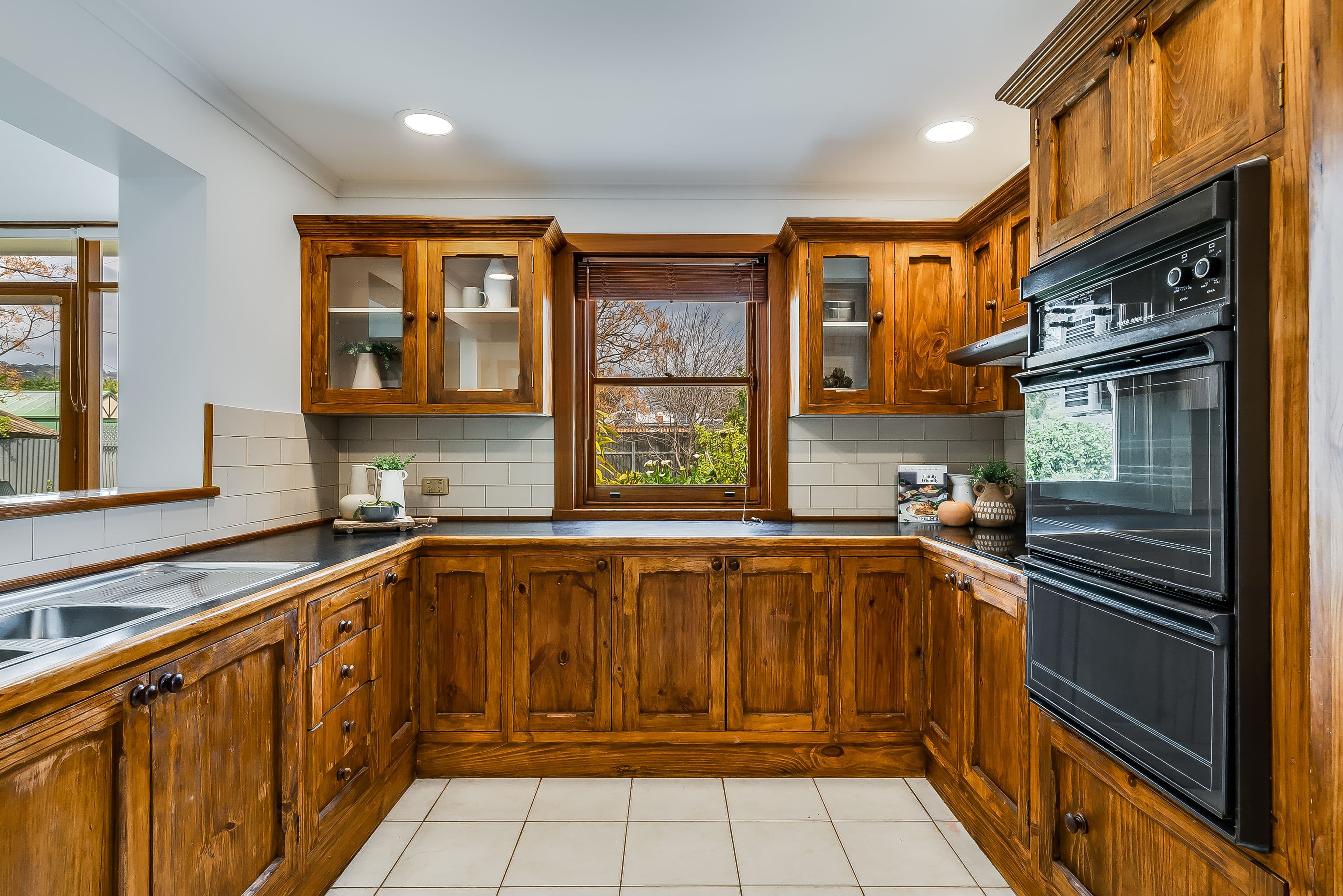 28 Tidworth Crescent, Colonel Light Gardens SA 5041, Colonel Light Gardens - Thumbnail 3