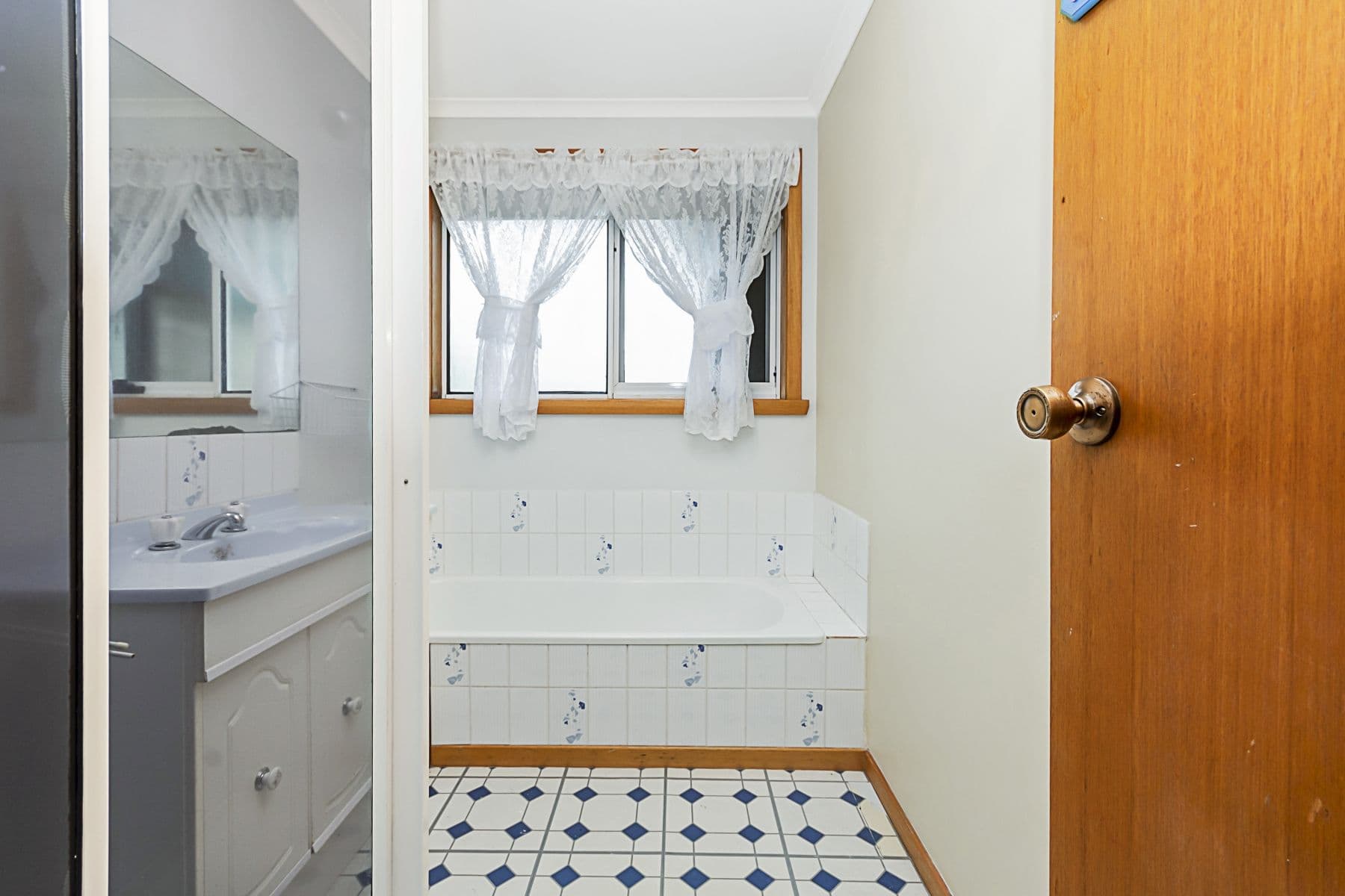 129 Poplar Parade, Youngtown TAS 7249, Youngtown - Thumbnail 3