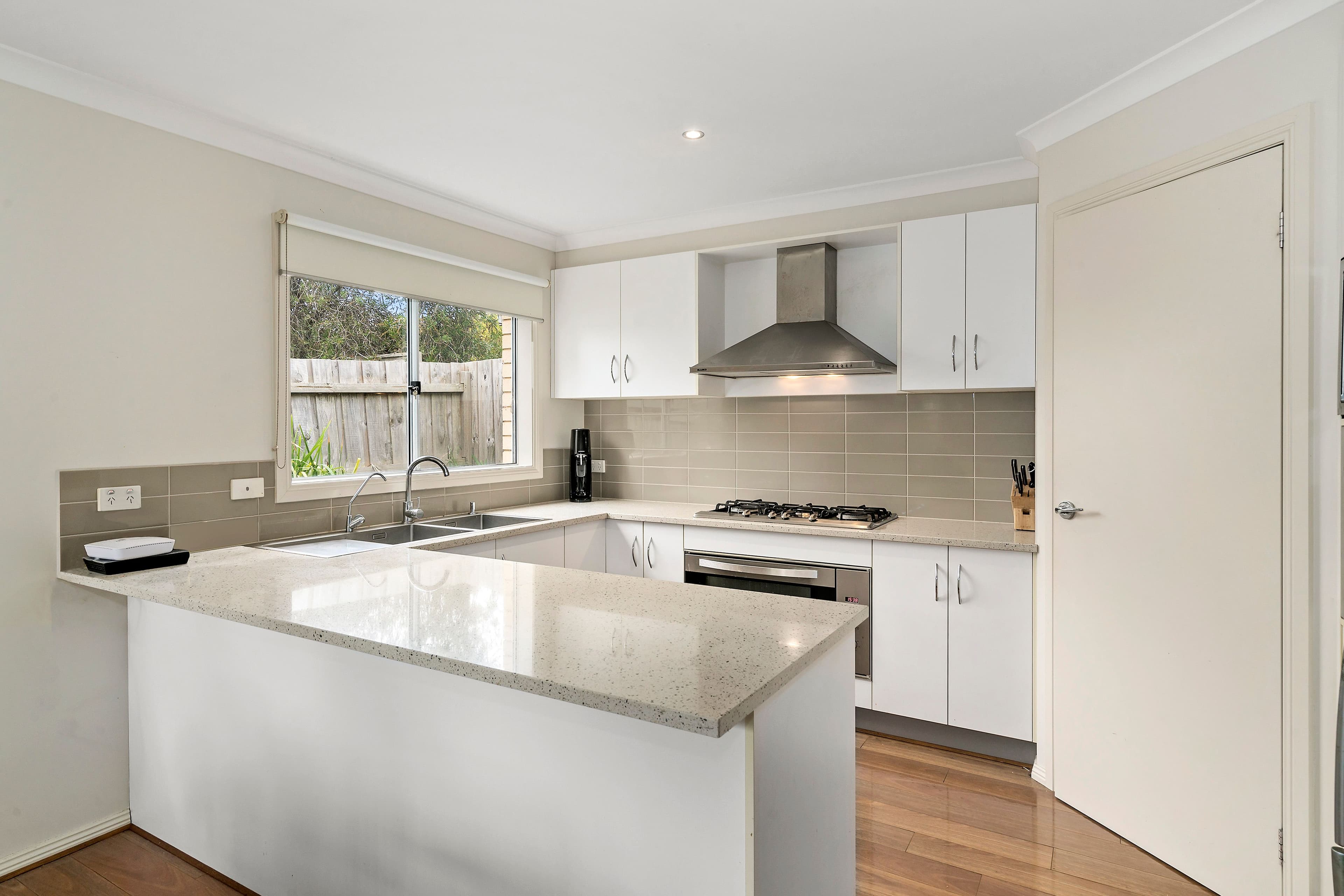 10 Braemar Street, Seaford VIC 3198, Seaford - Image 1