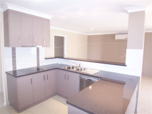 143  Main Street, WESTBROOK QLD 4350, Westbrook - Thumbnail 2