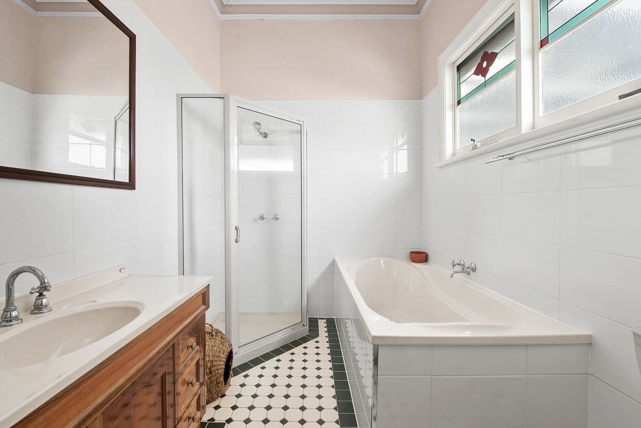 12 Laira Street, Geelong West VIC 3218, Geelong West - Thumbnail 5