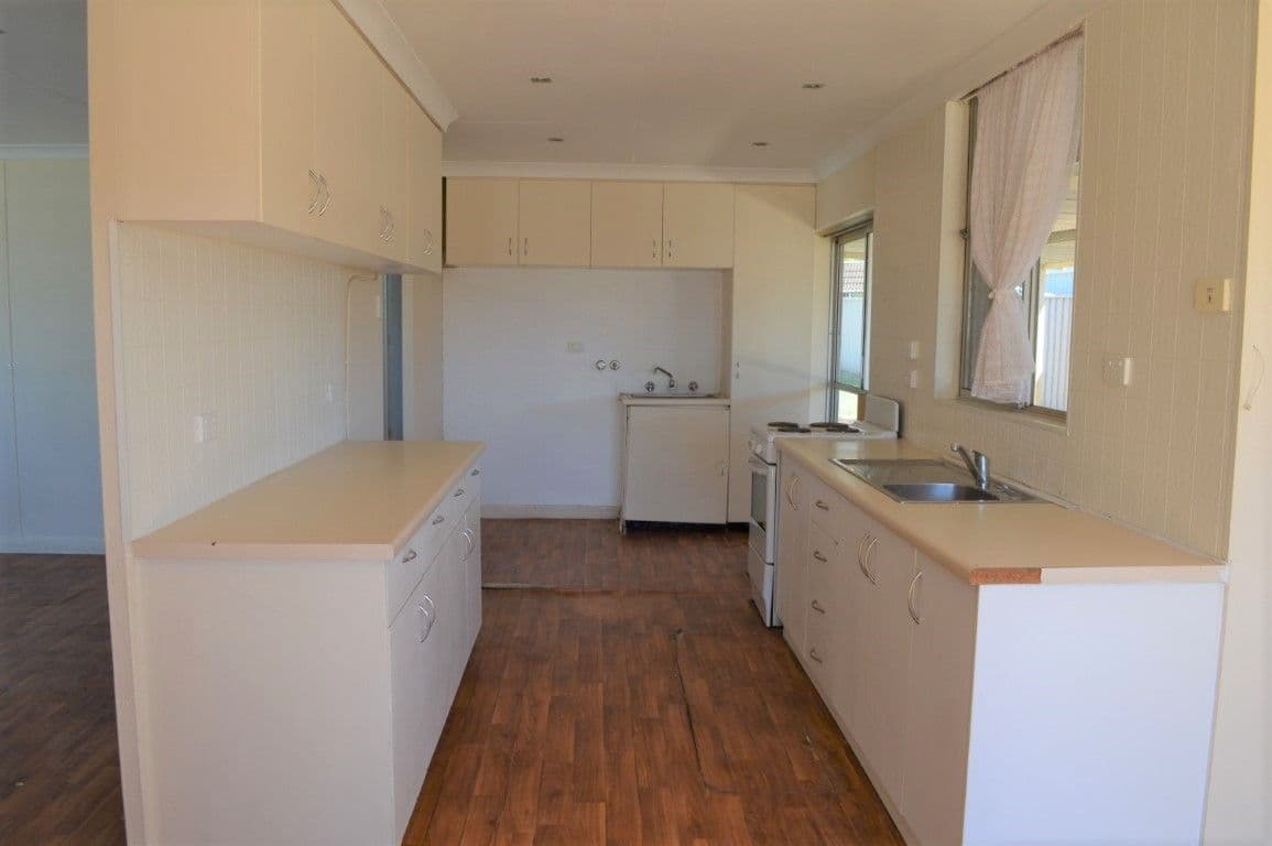63 Bluebush Road, Kambalda West WA 6442, Kambalda West - Thumbnail 3