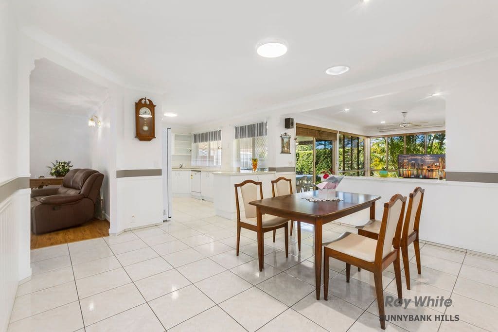 5 Bluebell Place, Calamvale QLD 4116, Calamvale - Thumbnail 3