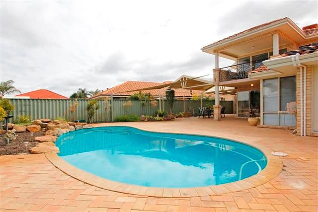 5 Frampton Crescent, CANNING VALE WA 6155, Canning Vale - Thumbnail 3