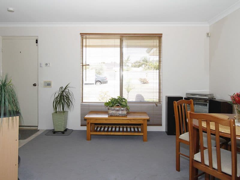 14 Osprey Circle, BALLAJURA WA 6066, Ballajura - Thumbnail 4