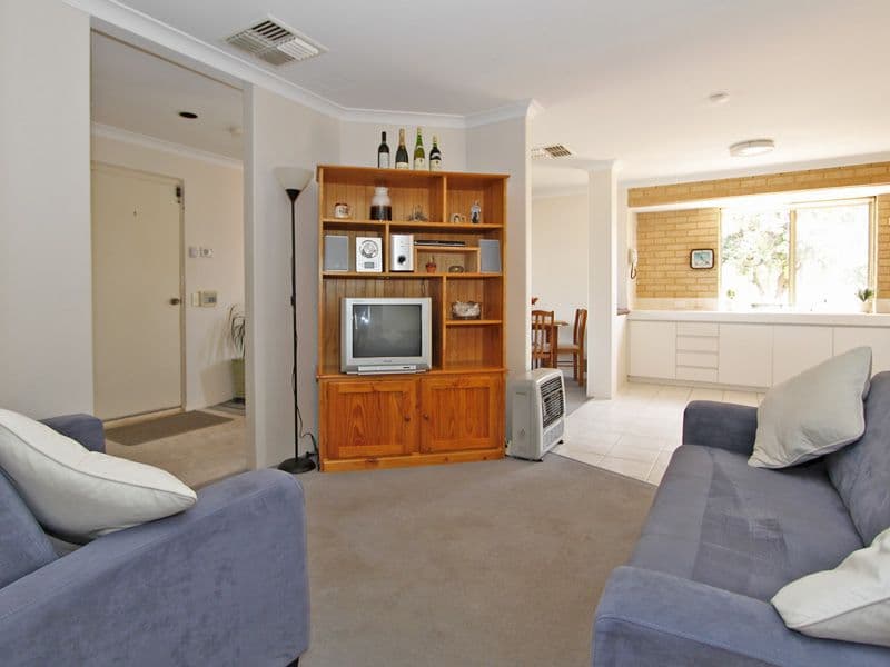 14 Osprey Circle, BALLAJURA WA 6066, Ballajura - Thumbnail 8