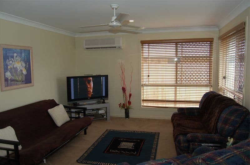 78   Lake Manchester Street, LOGAN RESERVE QLD 4133, Logan Reserve - Thumbnail 4