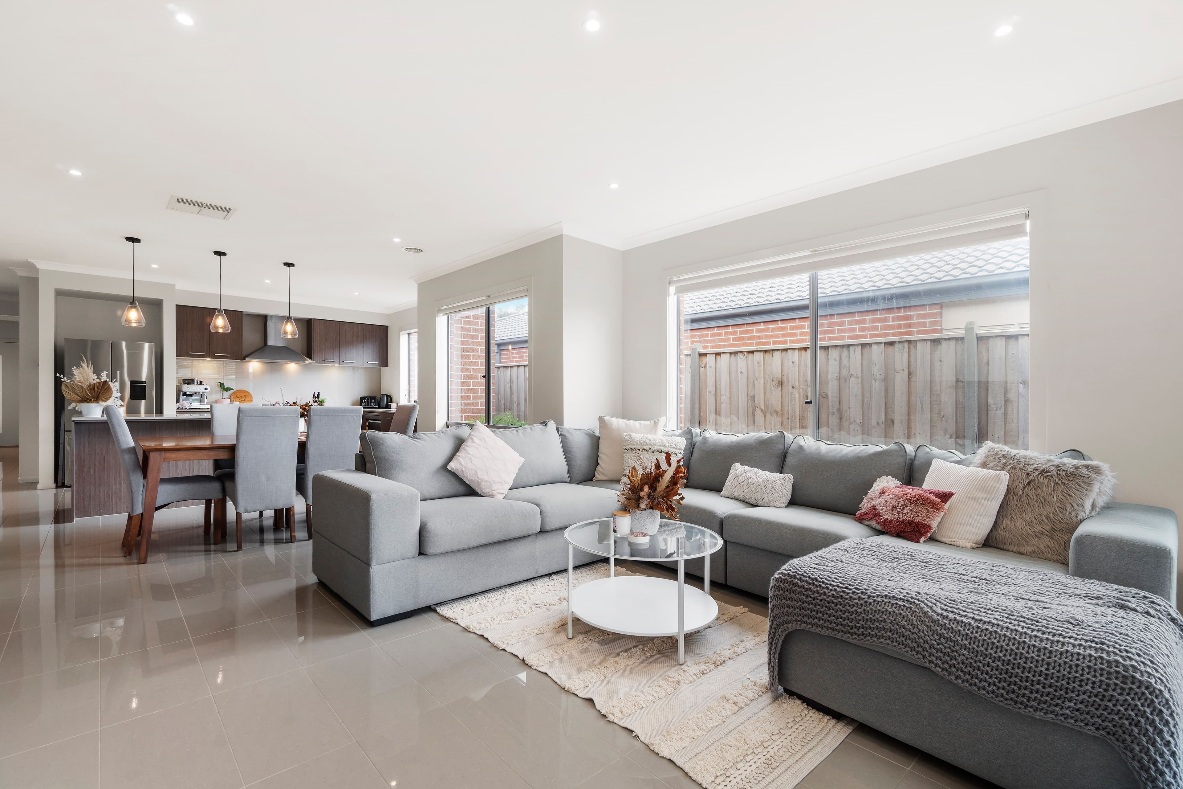 23 Knightsford Avenue, Clyde VIC 3978, Clyde - Thumbnail 3