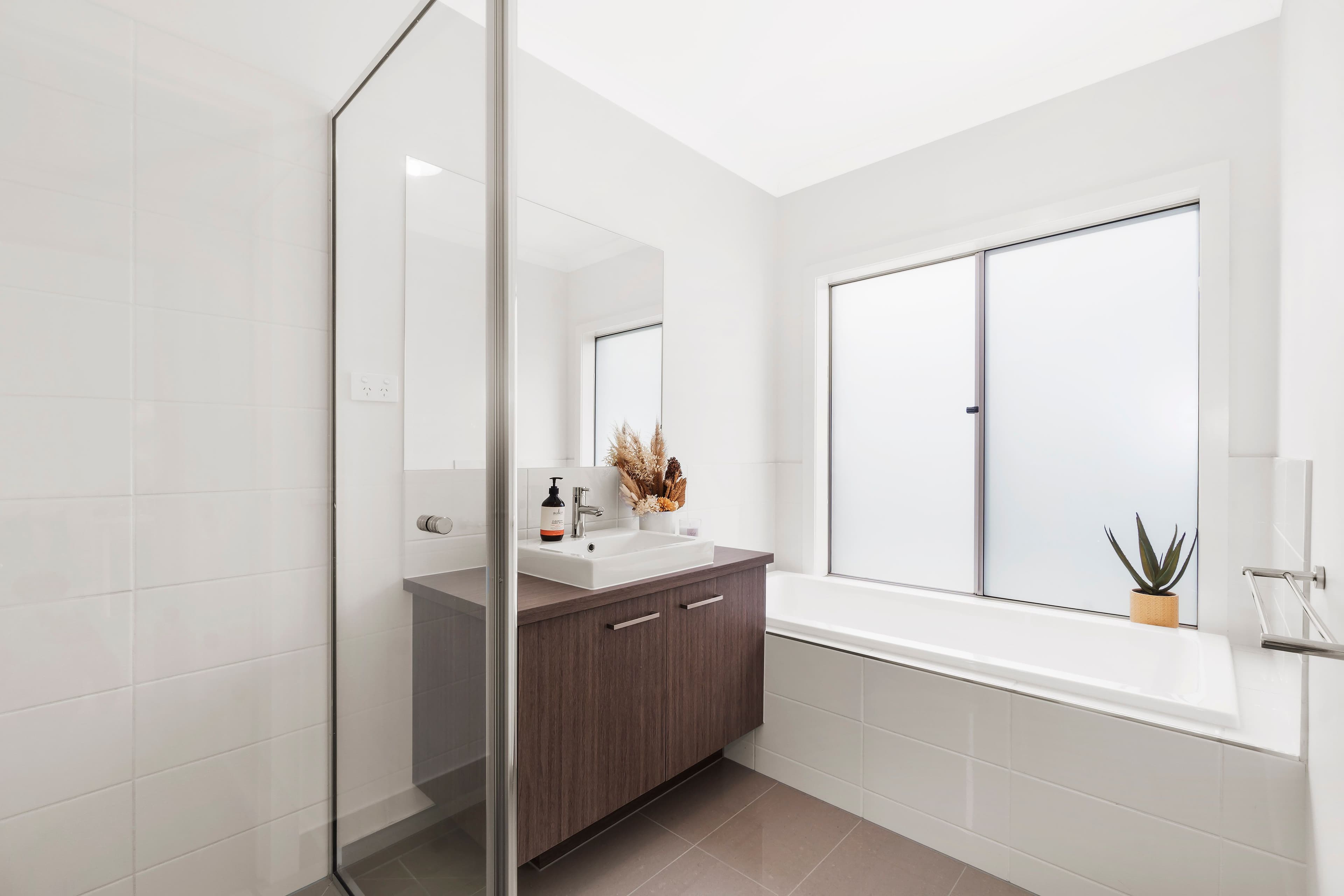 23 Knightsford Avenue, Clyde VIC 3978, Clyde - Thumbnail 6