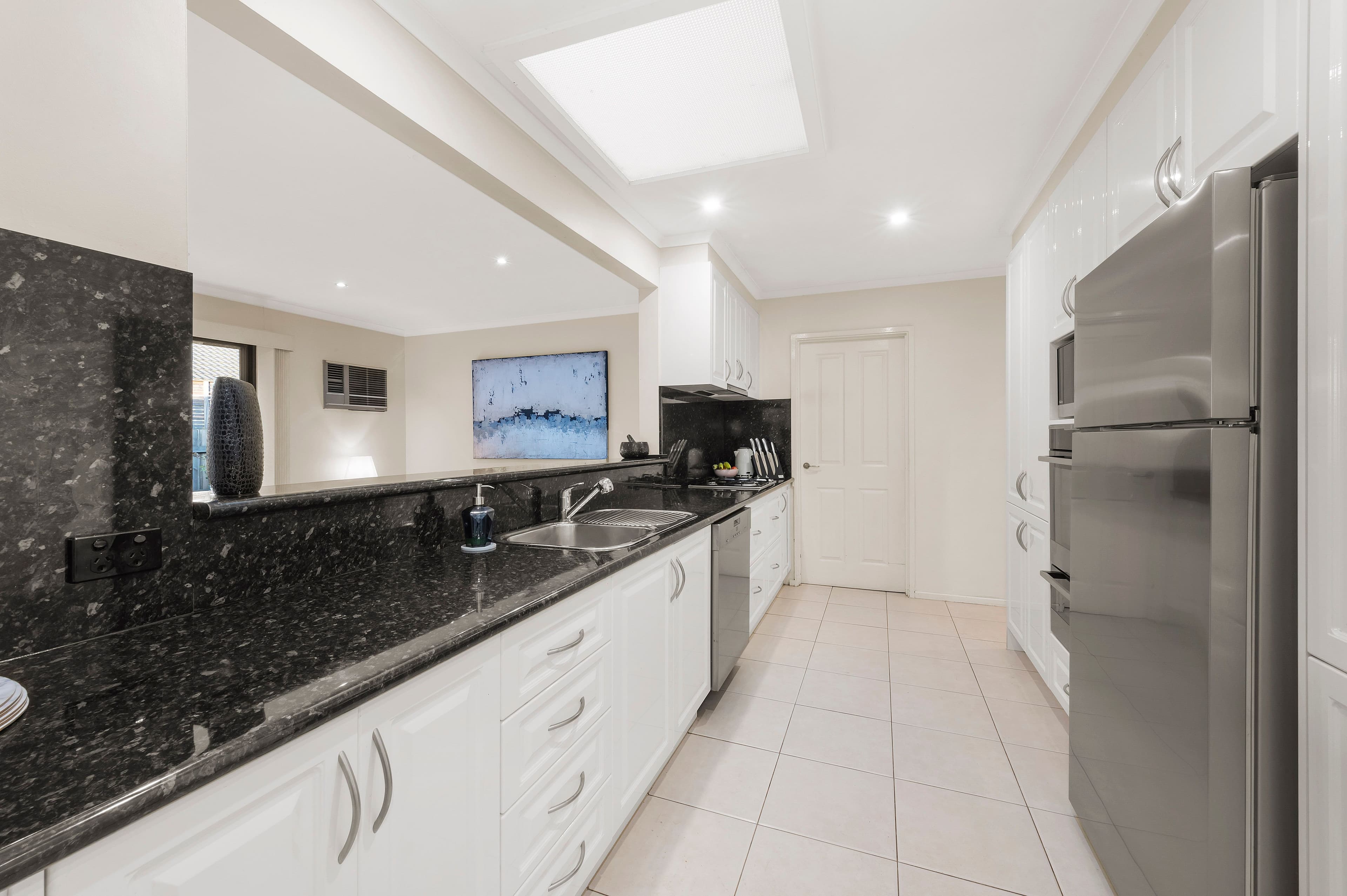 24 Lewis Road, Wantirna South VIC 3152, Wantirna South - Thumbnail 4