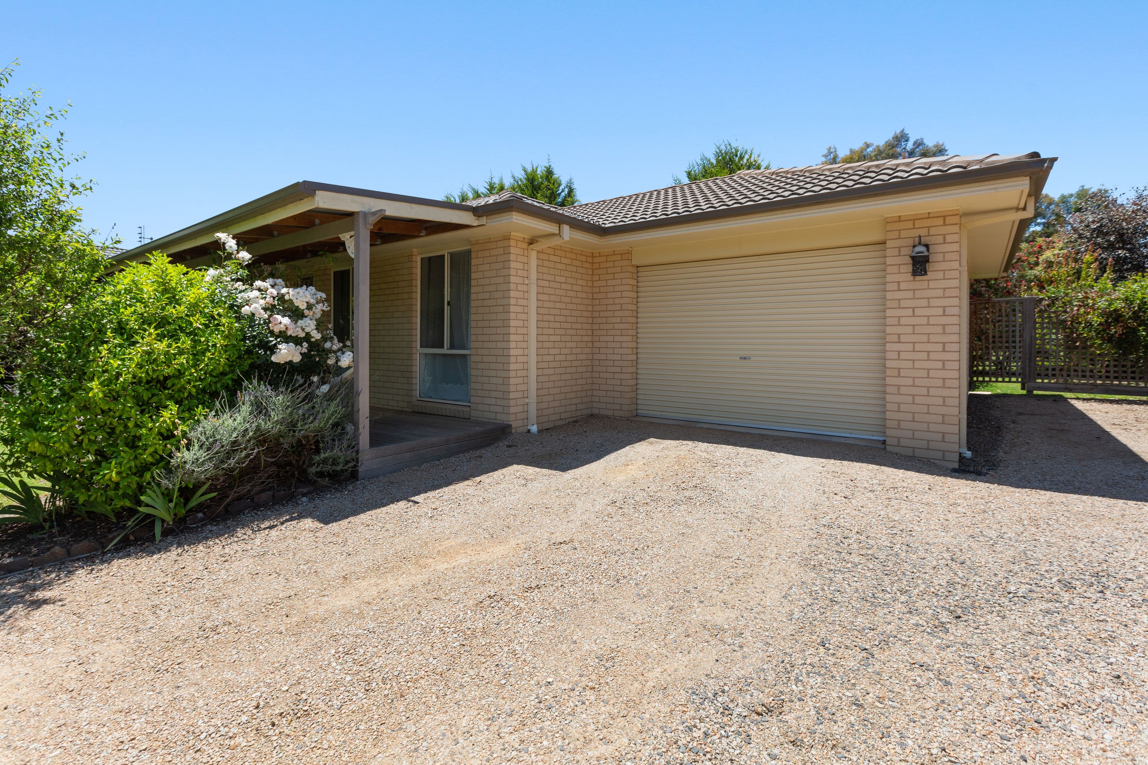 12 Farrall Court, Mansfield VIC 3722, Mansfield - Thumbnail 2